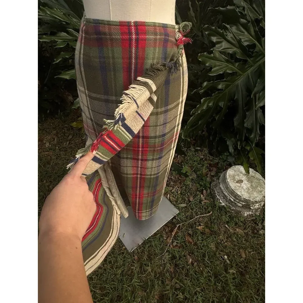 Vintage Liz Claiborne Plaid Wrap Skirt Green Red Fringe Academia Size 4 Holiday